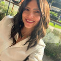 Lorena J. (Abogada)